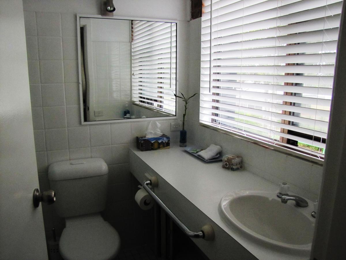 Bay & Basin Motel Sanctuary Point Room photo